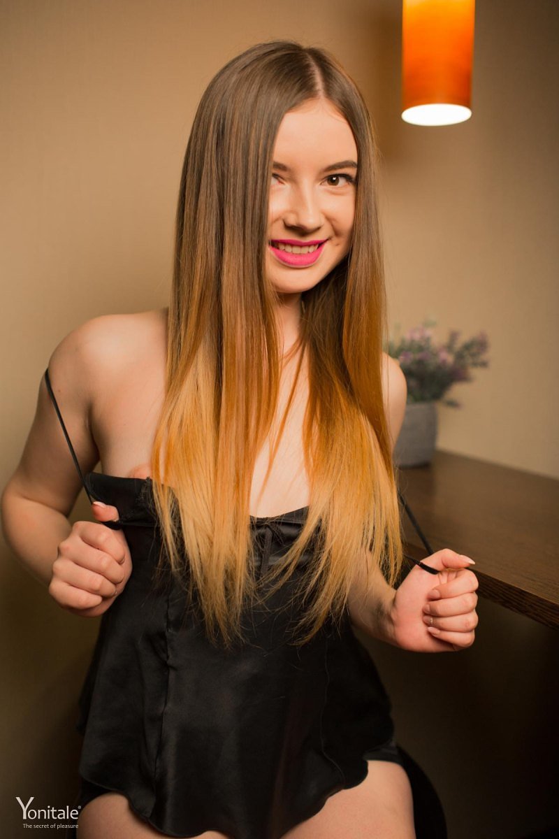 Мирослава, 22 года, 4 размер груди